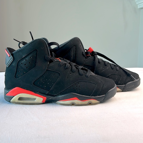 Nike Air Jordan Retro GS 'Infrared' 2019 384665-060 Youth Size 6Y